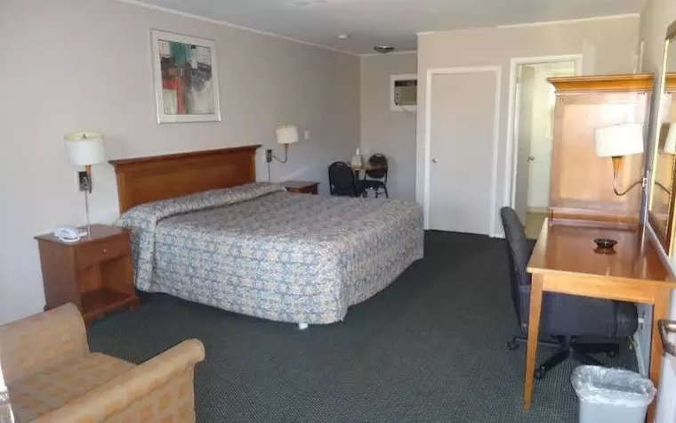 Budget Motor Inn- Mahopac