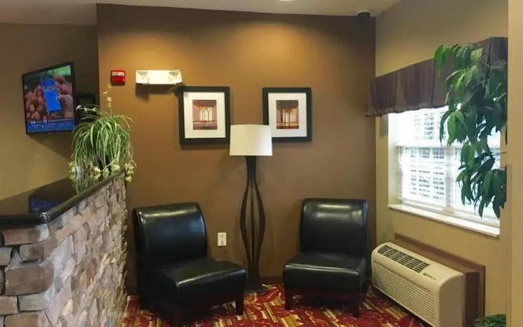 Microtel Inn & Suites Perry