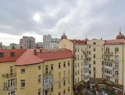 Apartments on Malaya Zhytomirskaya street