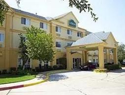 La Quinta Inn and Suites Dallas Northwest