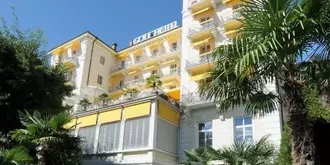 Golf Hotel René Capt