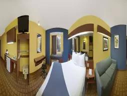 Microtel Inn And Suites Hillsborough