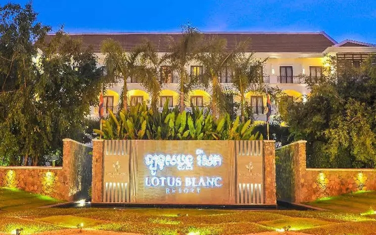 Lotus Blanc Resort