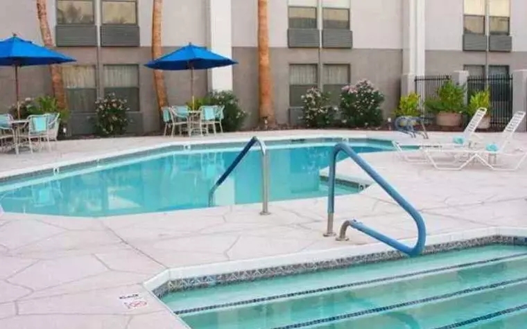 Country Inn and Suites Phoenix Airport South