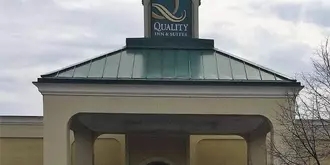 Danville Quality Inn & Suites