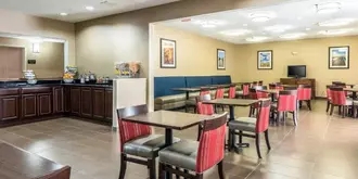 HOLIDAY INN EXPRESS & SUITES H