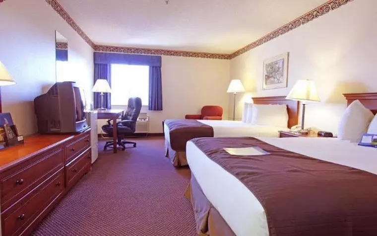 SureStay Plus Hotel by Best Western Redding