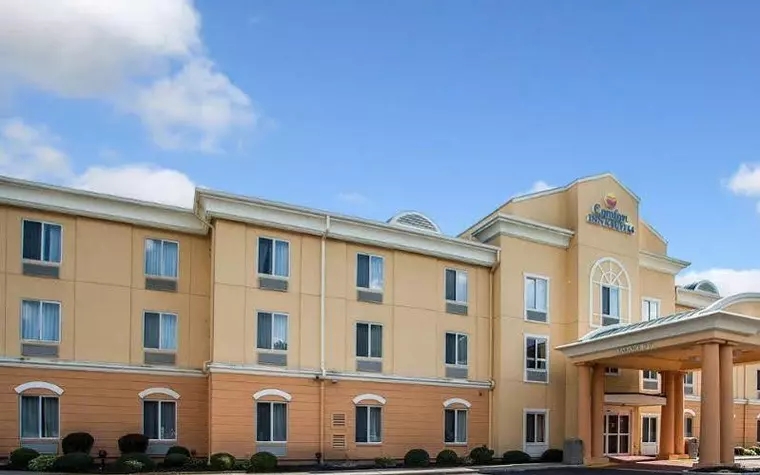 Comfort Inn & Suites Carneys Point