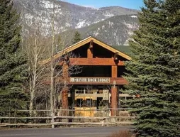 River Rock Lodge