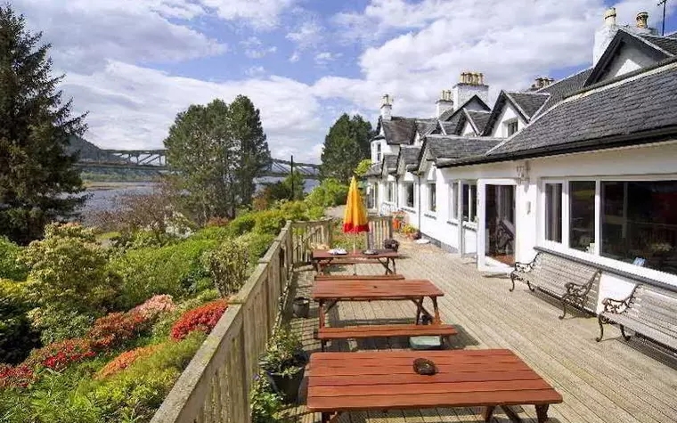 The Loch Leven Hotel