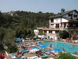 Santa Susanna Resort