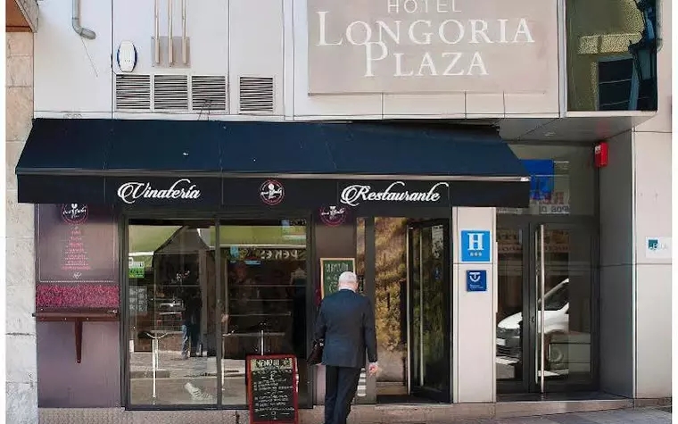 Hotel Longoria Plaza
