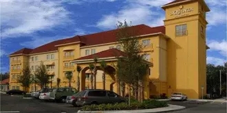 Holiday Inn Express Tampa North Telecom Park