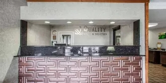 Quality Inn & Suites Outlet Village