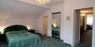 Hotel Rina Tirol