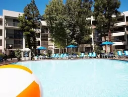 Howard Johnson Anaheim Hotel and Water Playground