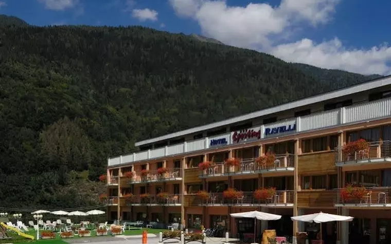 Hotel Sporting Ravelli