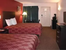 RAMADA LIMITED & SUITES - CLEARWATER