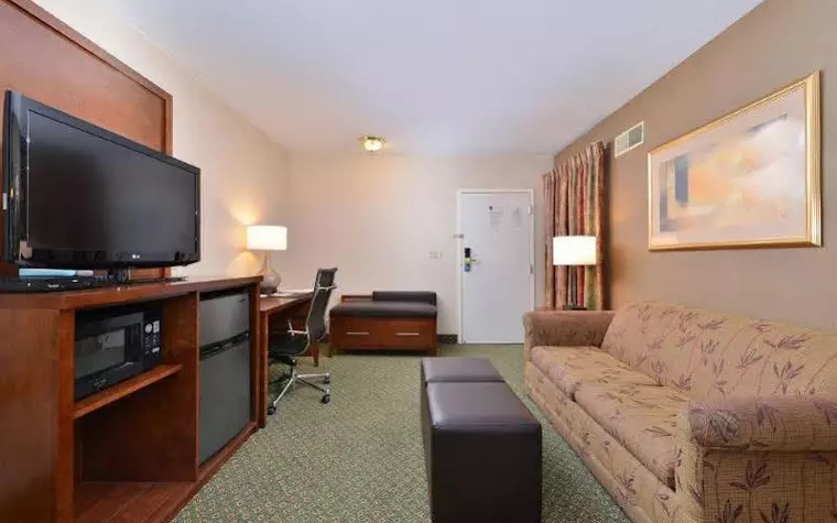 Comfort Suites Chicago - Oakbrook Terrace