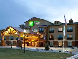 Holiday Inn Express Hotel & Suites Lander