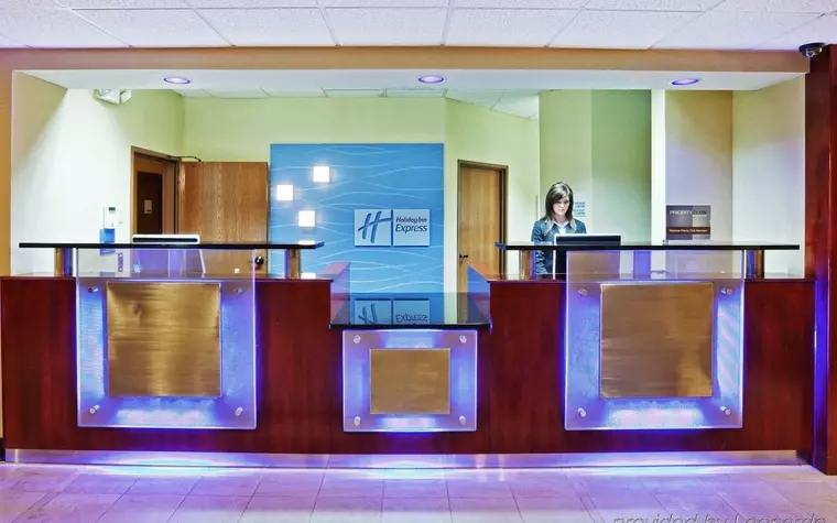 Holiday Inn Express Hotel & Suites Oklahoma City - Penn Square