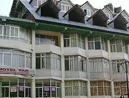 Hotel Yak