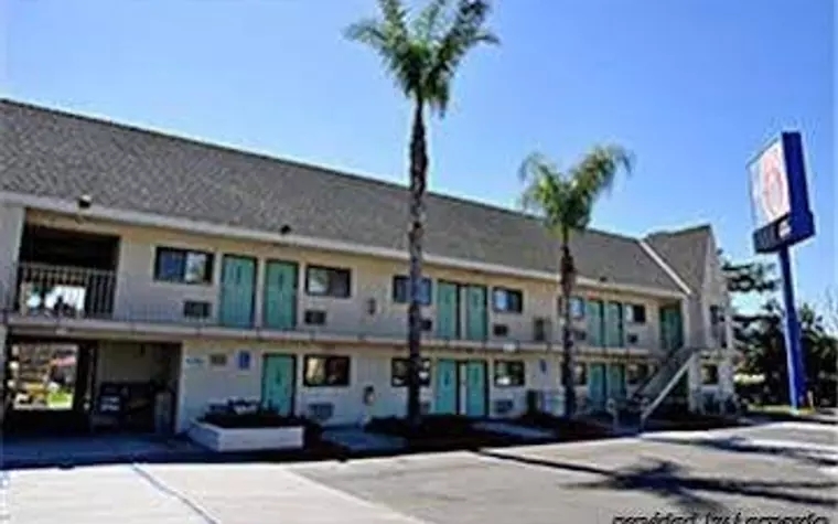 Motel 6 Anaheim Stadium - Orange