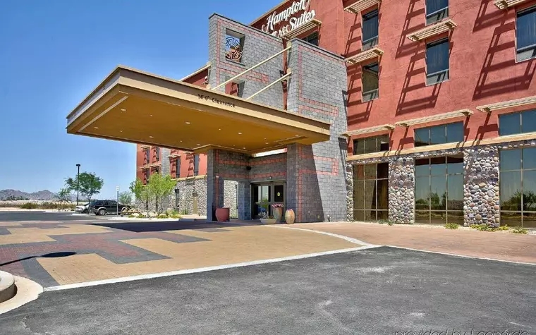 Hampton Inn & Suites Scottsdale Riverwalk