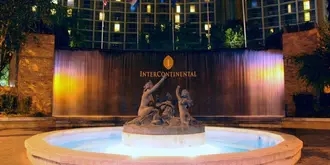 InterContinental Hotels & Resorts Kansas City at the Plaza