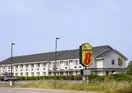 Super 8 Portland/Westbrook Area