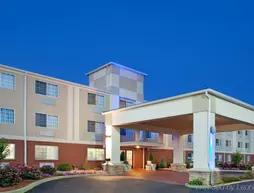 Holiday Inn Express Hotel & Suites Wabash