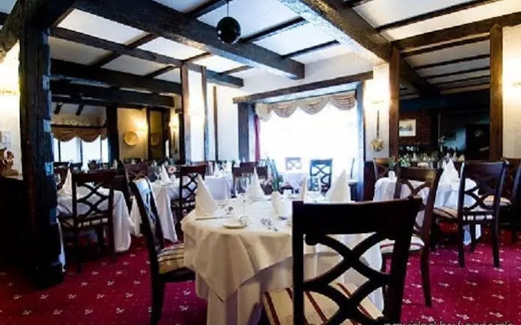 The Casa Hotel and Marco Pierre White Restaurant - Camberley West