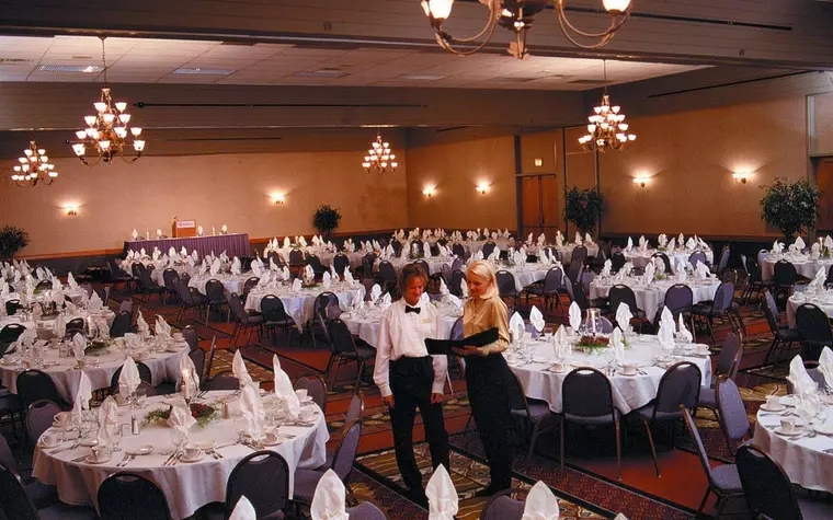 Arrowwood Resort Hotel and Conference Center - Alexandria