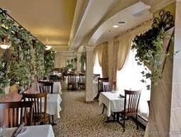 Monte Carlo Inn Brampton