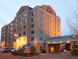 Fairfield Inn & Suites Woodbridge