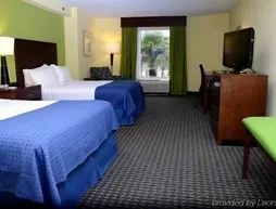 Holiday Inn and Suites Daytona Beach on the Ocean