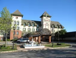The Chateau Bloomington Hotel and Conference Center