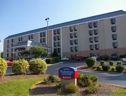 Fairfield Inn and Suites by Marriott Winston Salem/Hanes