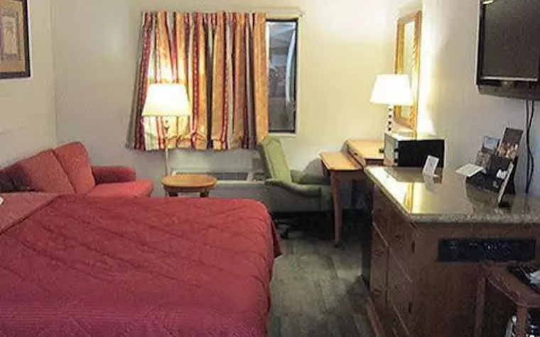 American Inn and Suites Ionia