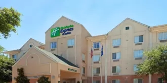 Holiday Inn Express Hotel & Suites Dallas Park Central Northeast