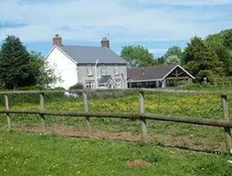 Ballas Farm Country Guest House