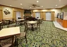 HOLIDAY INN EXPRESS & SUITES H