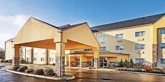 La Quinta Inn and Suites Knoxville Airport