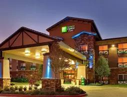 Holiday Inn Express Tehachapi