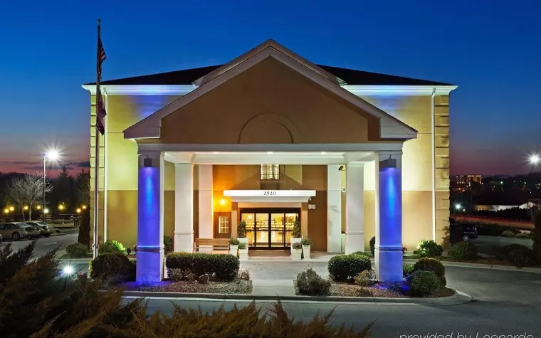 Holiday Inn Express Winston-Salem