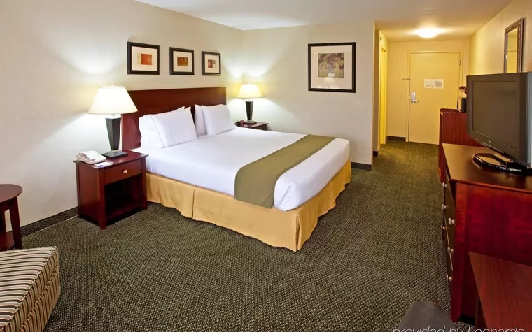 Holiday Inn Express Radcliff Fort Knox