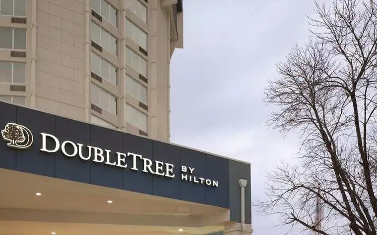 DoubleTree by Hilton Jefferson City