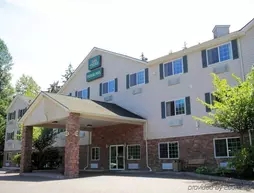 GuestHouse Inn & Suites Tumwater Hotel
