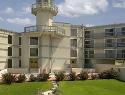 Best Western PLUS Lighthouse Hotel