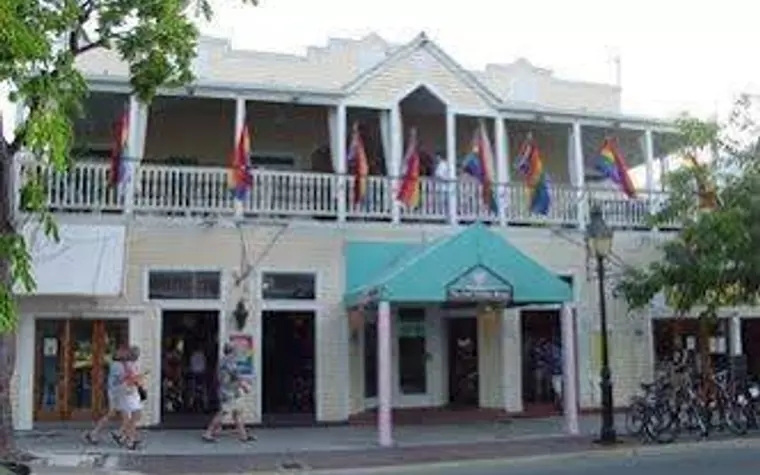 New Orleans House - All Gay Male Guesthouse
